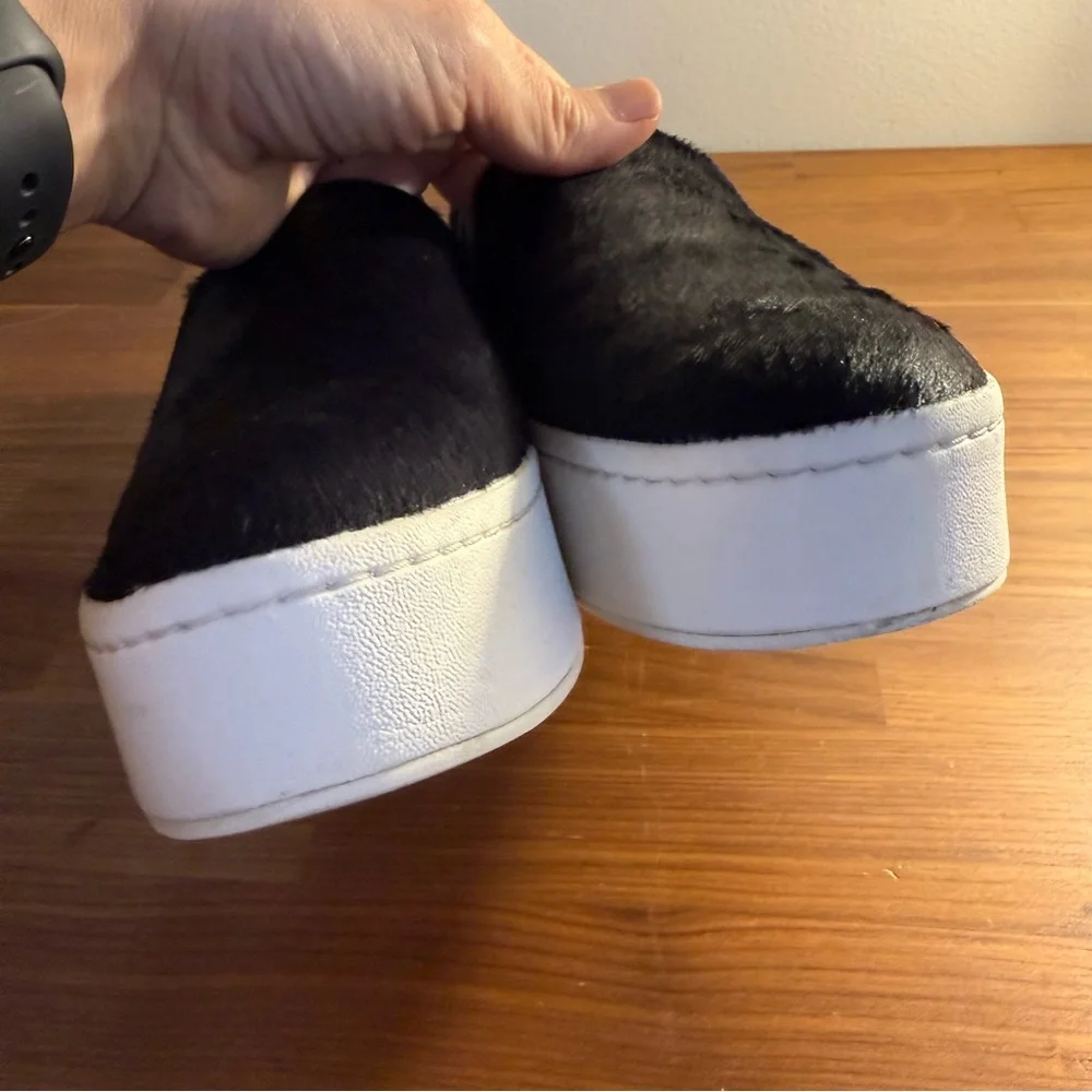 Vince Warren Pony Hair Slip On in Black with White Platform, size 6.5